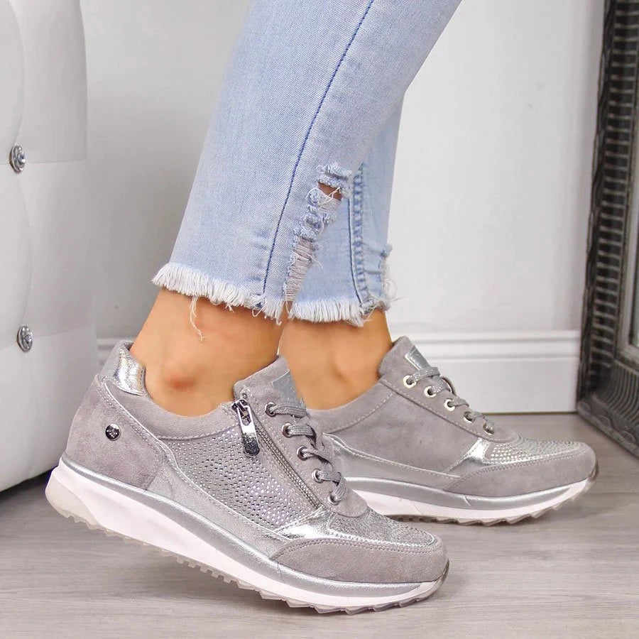 Helena Ease | Orthopaedic Trainer