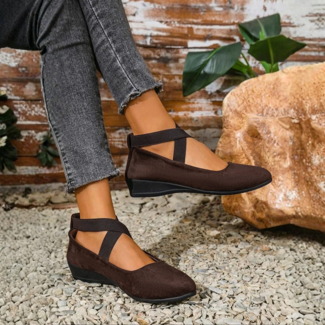 Elara™ | Closed Wedge Comfort Shoes